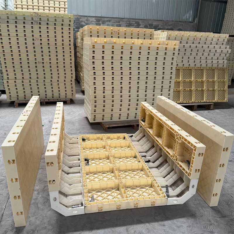 Cốp pha cốt PP+GF